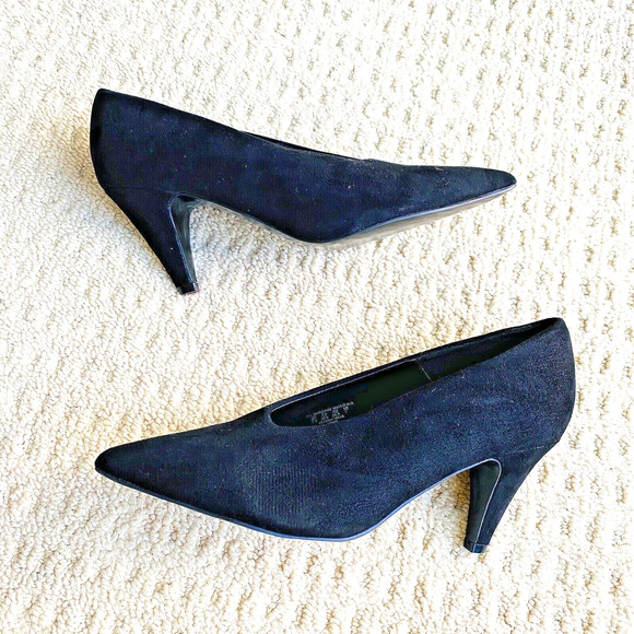 Olivia Miller Penny Black Pointy Toe Pumps Shoes US 7.5M Faux Suede Vintage Look - Picture 9 of 10